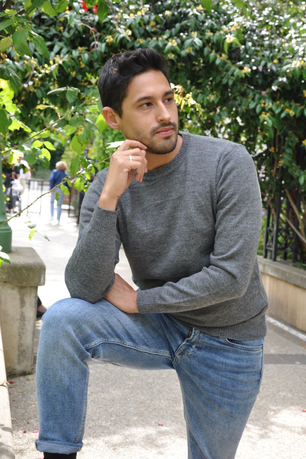 Luxury baby alpaca pullover Qocha in grey, made in Peru by Munay.